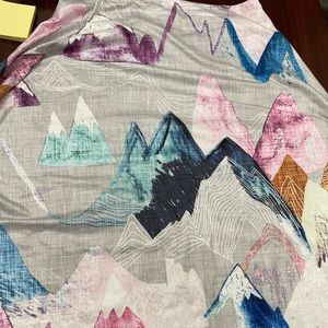 2 in 1 - car seat and nursing cover